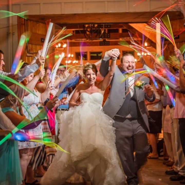 Wedding Exit Send-off Ideas: Creative and Fun Top 13 | DIY Guide