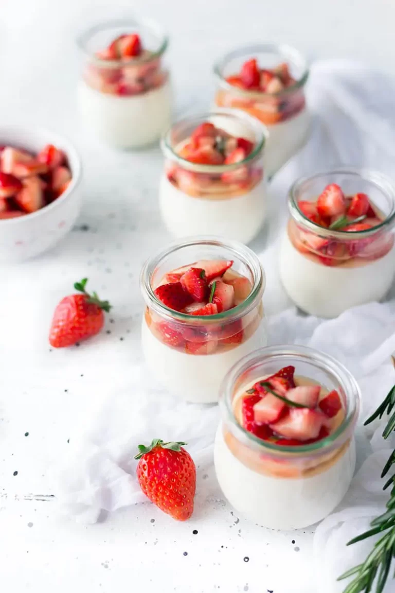 Vanilla Strawberry Pannacotta Jars