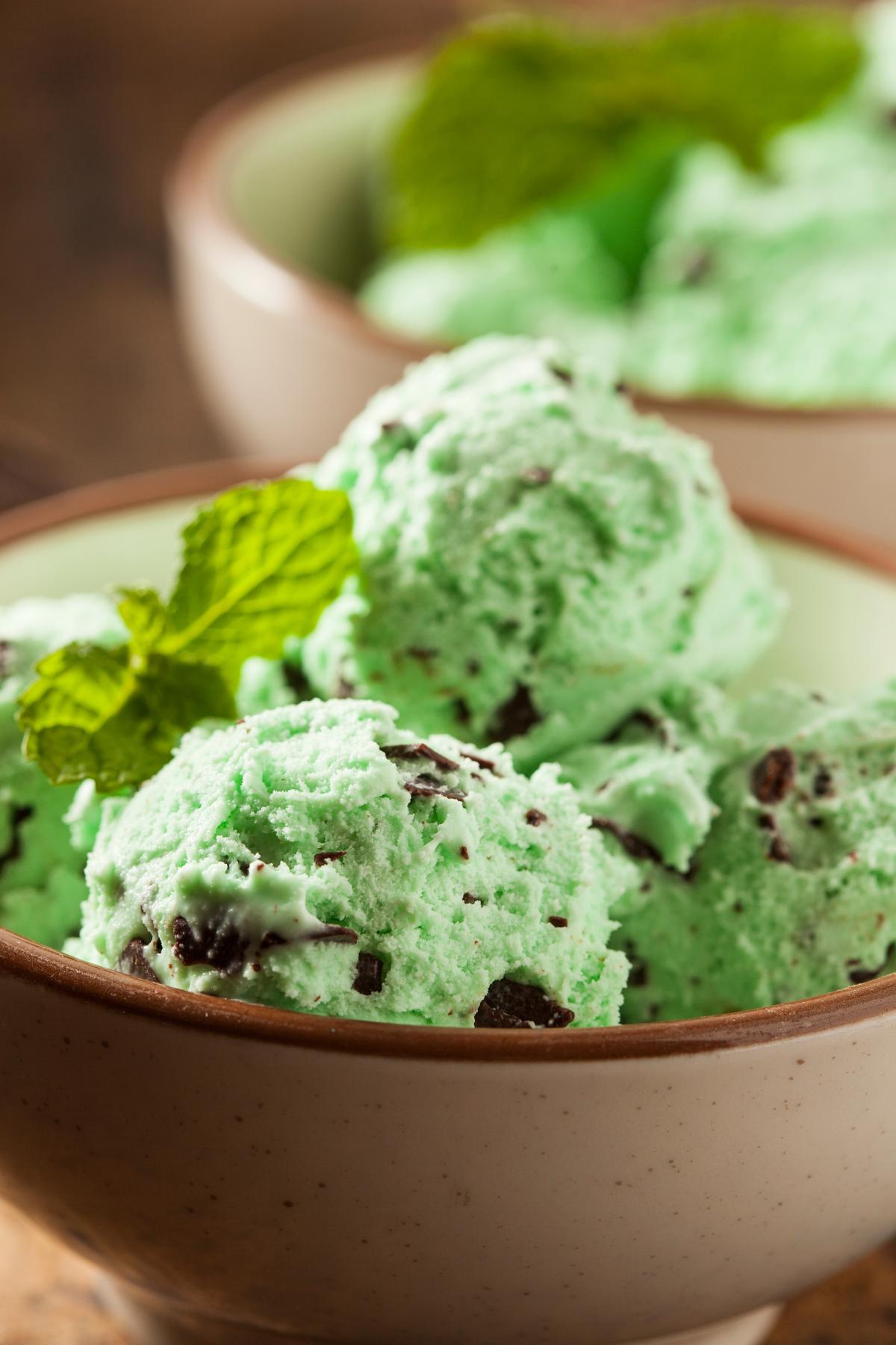 Easy Ice Cream Recipes Without an Ice Cream Maker