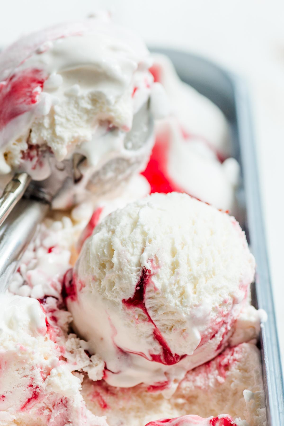 Easy Ice Cream Recipes Without an Ice Cream Maker