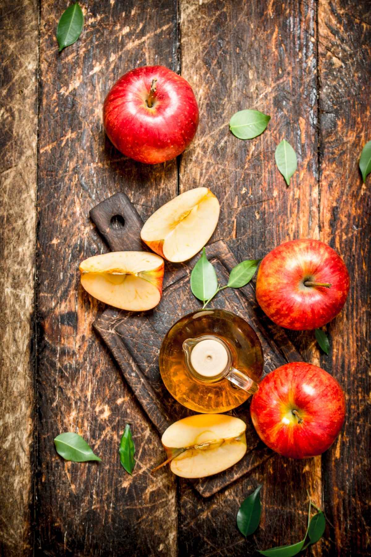 Apple Cider Vinegar Benefits: Health & Weight Loss